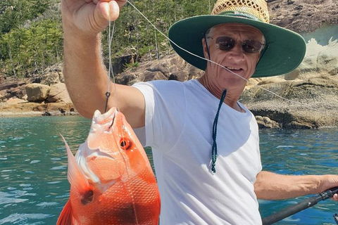 Full Day Fishing Charter Airlie Beach Whitsundays - Accommodation NT 4