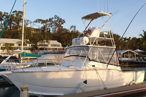 Adventure Fishing Combo Day - Fish, Swim, Whitehaven, Hill Inlet Bush Walking - Accommodation NT 1