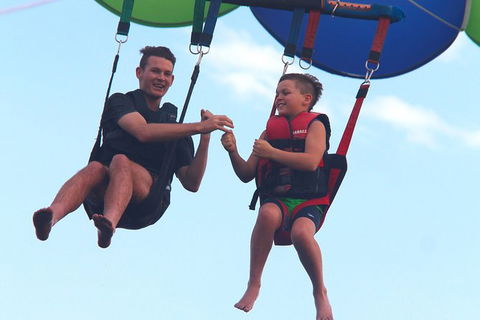 Parasail / Flyboard Package For 2 - Accommodation NT 5