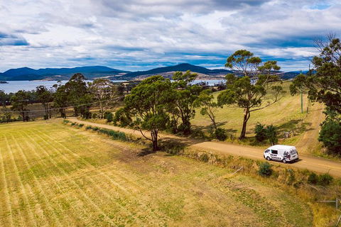 Tasmanian Wine Tour - Accommodation NT 9