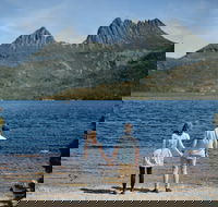 Cradle Mountain Guided Walk with Gourmet Hamper - Accommodation NT