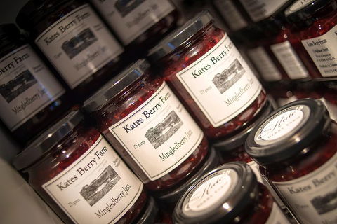 Full Day Tour Hobart: East Coast Classic Wine, Beach, Oysters, Seafood & Berries - Accommodation NT 14