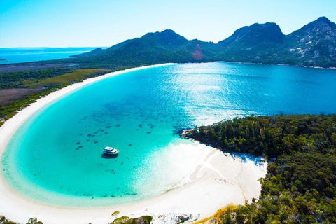 Wineglass Bay Private Charter Service - Accommodation NT 1