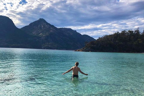 Sea & Explore Wineglass Bay & Freycinet National Park - Cruise & Walk - Accommodation NT 2