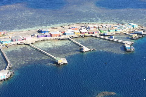 Pink Lake + Abrolhos Islands Scenic Flight - Accommodation NT 5