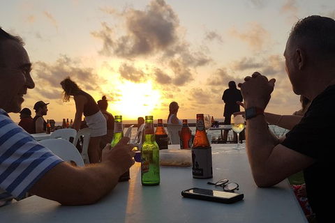 Salty Plum Social - Small Bar Walking Tour - Cable Beach Broome - Accommodation NT 7