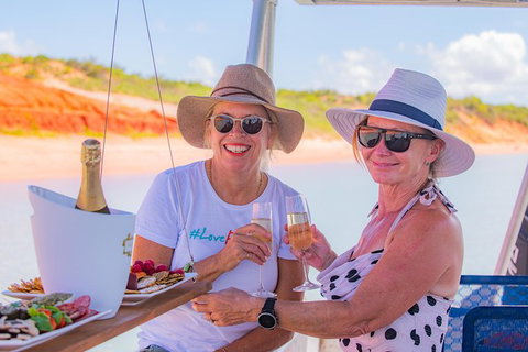 Scenic And Prehistoric Boat Tour - Accommodation NT 16