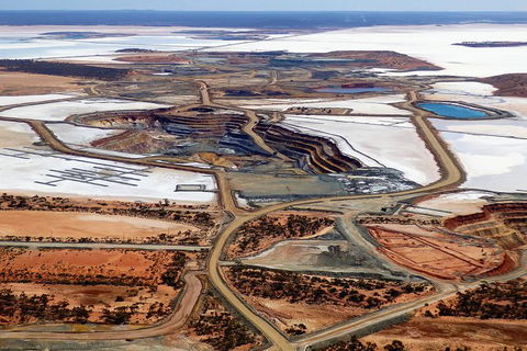 1-Hour Lake Lefroy Including Big Pit Scenic Flight From Kalgoorlie - Accommodation NT 0