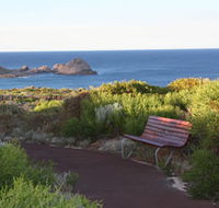 Cape to Cape Track - Accommodation NT