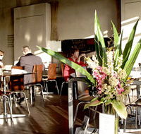 R Bar Restaurant Port Melbourne - Accommodation NT