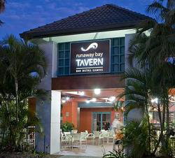 Runaway Bay QLD Accommodation NT
