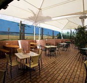 Kirra Beach Hotel - Accommodation NT