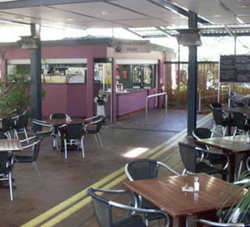 Centenary Tavern - Accommodation NT 3