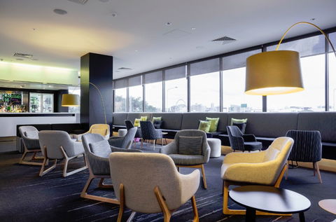 MRepublic Restaurant, Bar And Lounge - Accommodation NT 8