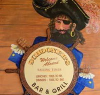 Schooners Bar  Grill - NT Tourism