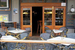 The Fox Ale House - NT Tourism 1