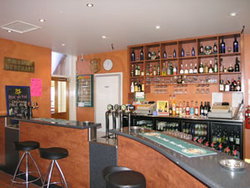 Sportsmans Hall Hotel - Accommodation NT 2