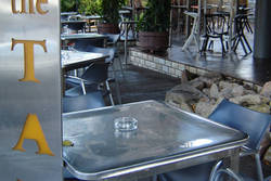The Tap On Mitchell - Home Of The Fishbowl Cocktail - NT Tourism 3