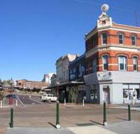 Robin Hood Hotel - Accommodation NT