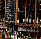 Amphoras  Bar  Bistro - NT Tourism