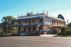 Caledonia Hotel - Accommodation NT 3