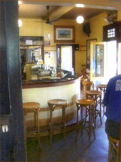 Bangalow Hotel - Accommodation NT 3