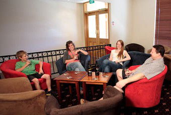  Accommodation NT