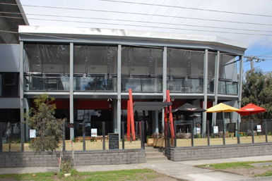 Underbridge Sports Bar & Cafe - Accommodation NT 0