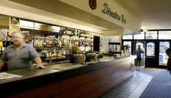 Regents Park Hotel - Accommodation NT 1
