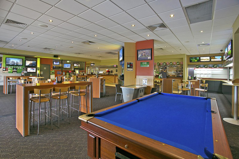 Lakeside Village Tavern - Accommodation NT 2