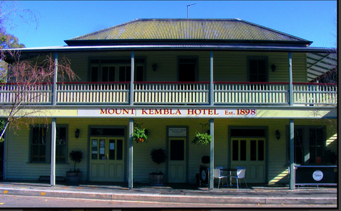 Mount Kembla Village Hotel - Accommodation NT 1