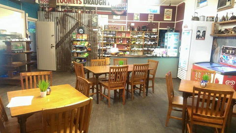 Hannam Vale Store & Bottle Shop - NT Tourism 2