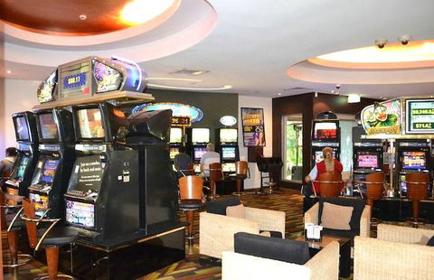 Helensvale Tavern - Accommodation NT 3