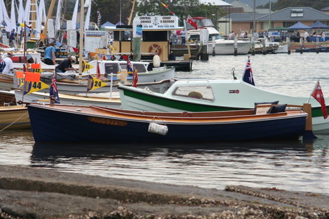 Davistown Putt Regatta And Wooden Boat Festival - Accommodation NT 0