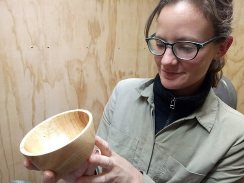 Make A Bowl Woodturning - Accommodation NT 1