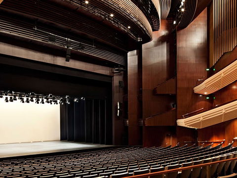 QPAC Weekly Discovery Tour - Accommodation NT 0