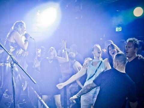 Karaoke At The Avenue - Accommodation NT 0