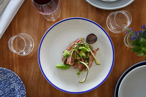 Dine In Style With Lola - Accommodation NT 1