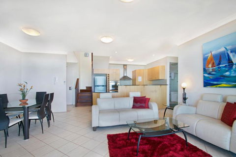 Santorini Twin Waters - Accommodation NT 1