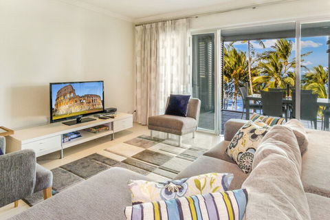Island Views - Accommodation NT 4