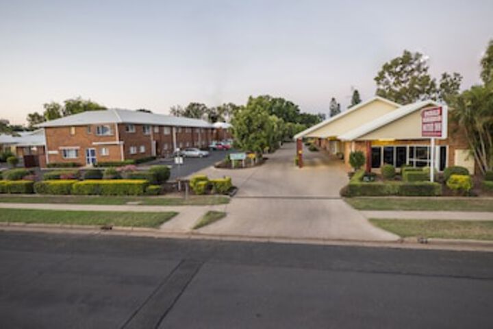  Accommodation NT