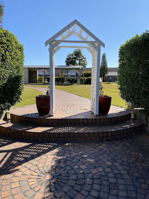 Airport Motel Sir Francis Drake - Accommodation NT 4