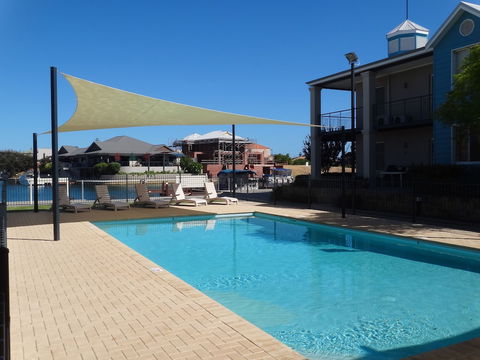 C Mandurah Resort - Accommodation NT 6