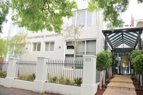 Knightsbridge Apartments - Accommodation NT 0