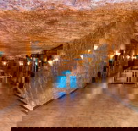 Desert Cave Hotel - Accommodation NT