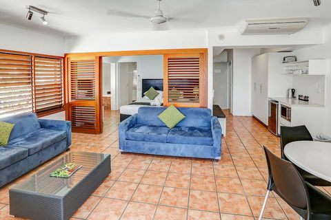 Paradise On The Beach Resort - Palm Cove - Accommodation NT 6