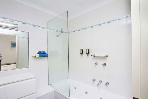 Fairway Motor Inn - Accommodation NT 6
