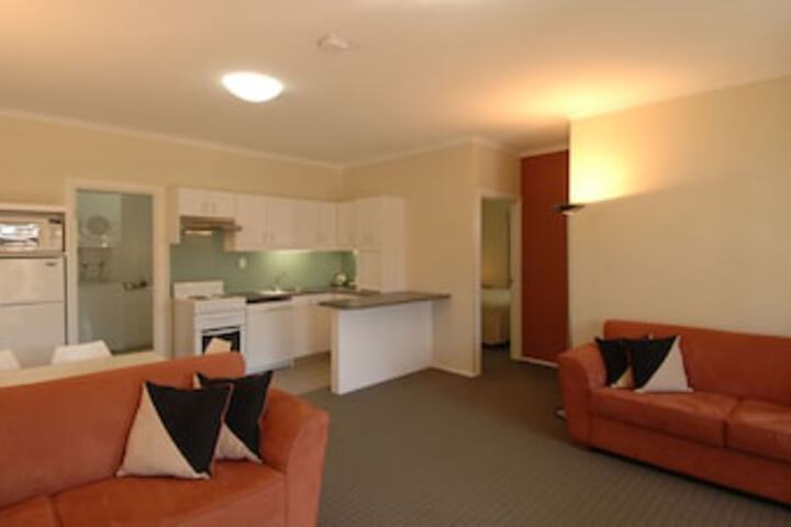  Accommodation NT