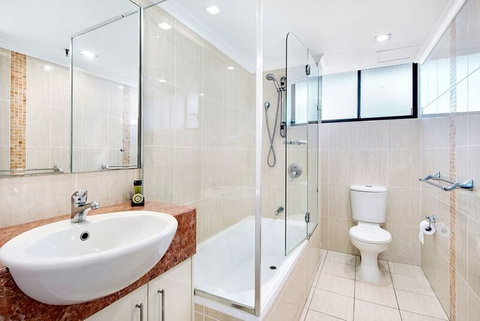 ULTIQA Beach Haven At Broadbeach - Accommodation NT 3