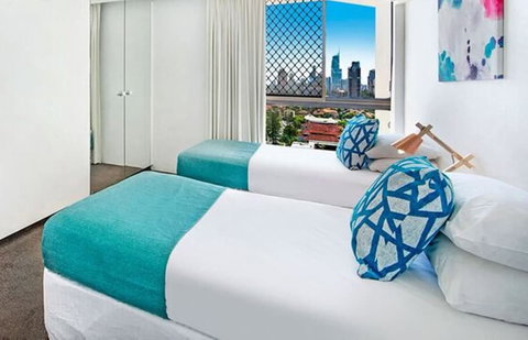 ULTIQA Beach Haven At Broadbeach - Accommodation NT 4